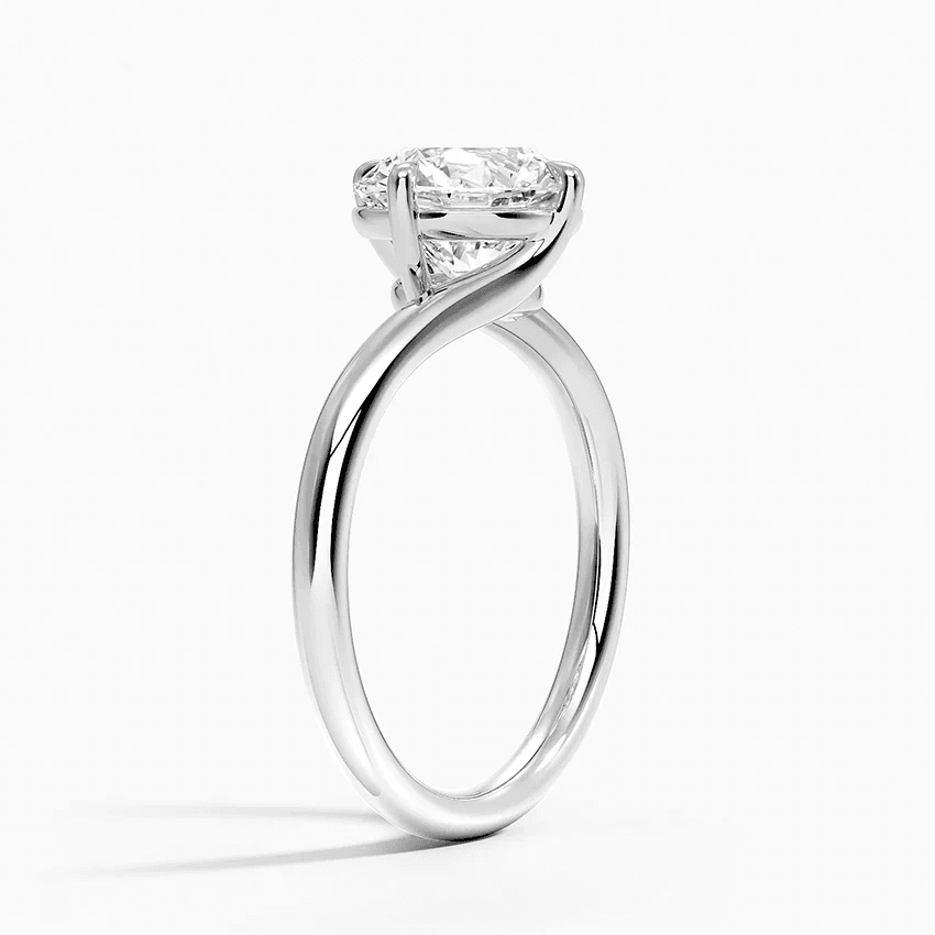 Atelier Solitaire Ring in 18K White Gold