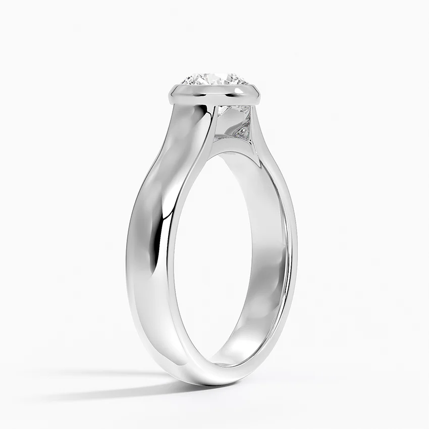 Luna 4mm Bezel Ring in 18K White Gold - Image 2