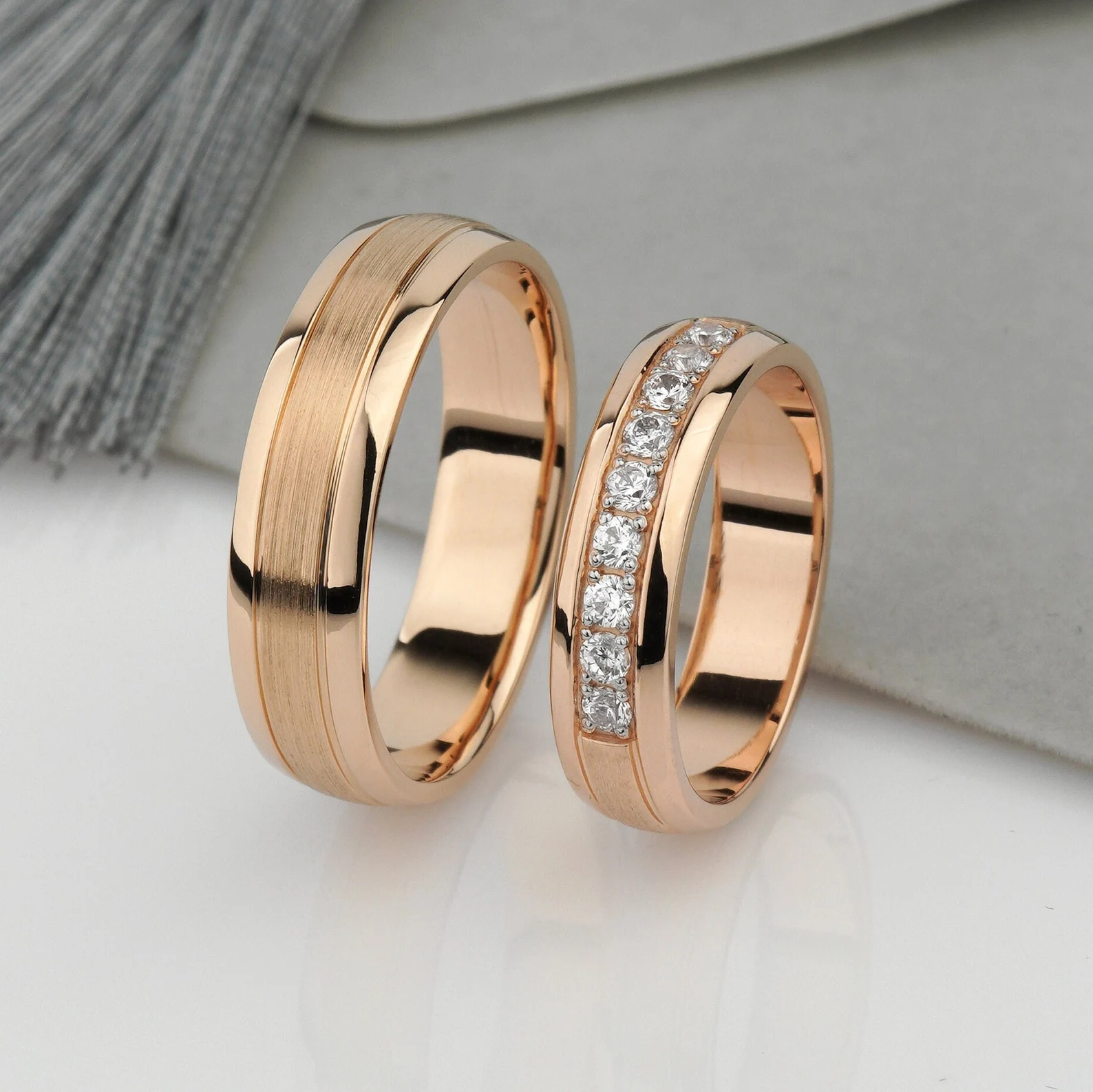 Wedding bands set his and hers. Couples wedding bands. Diamond wedding band. Unique matching wedding bands. Rose gold wedding ring set